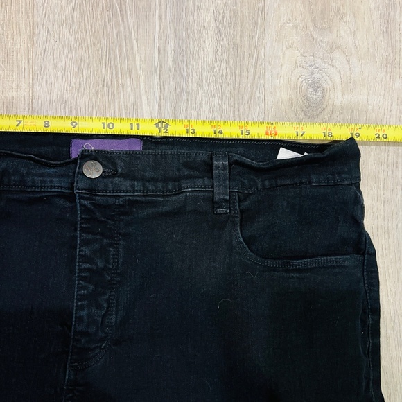 NYDJ not your daugthers Jeans 18W Black lift tuck studded Cowgirl Western Goth - Picture 11 of 14